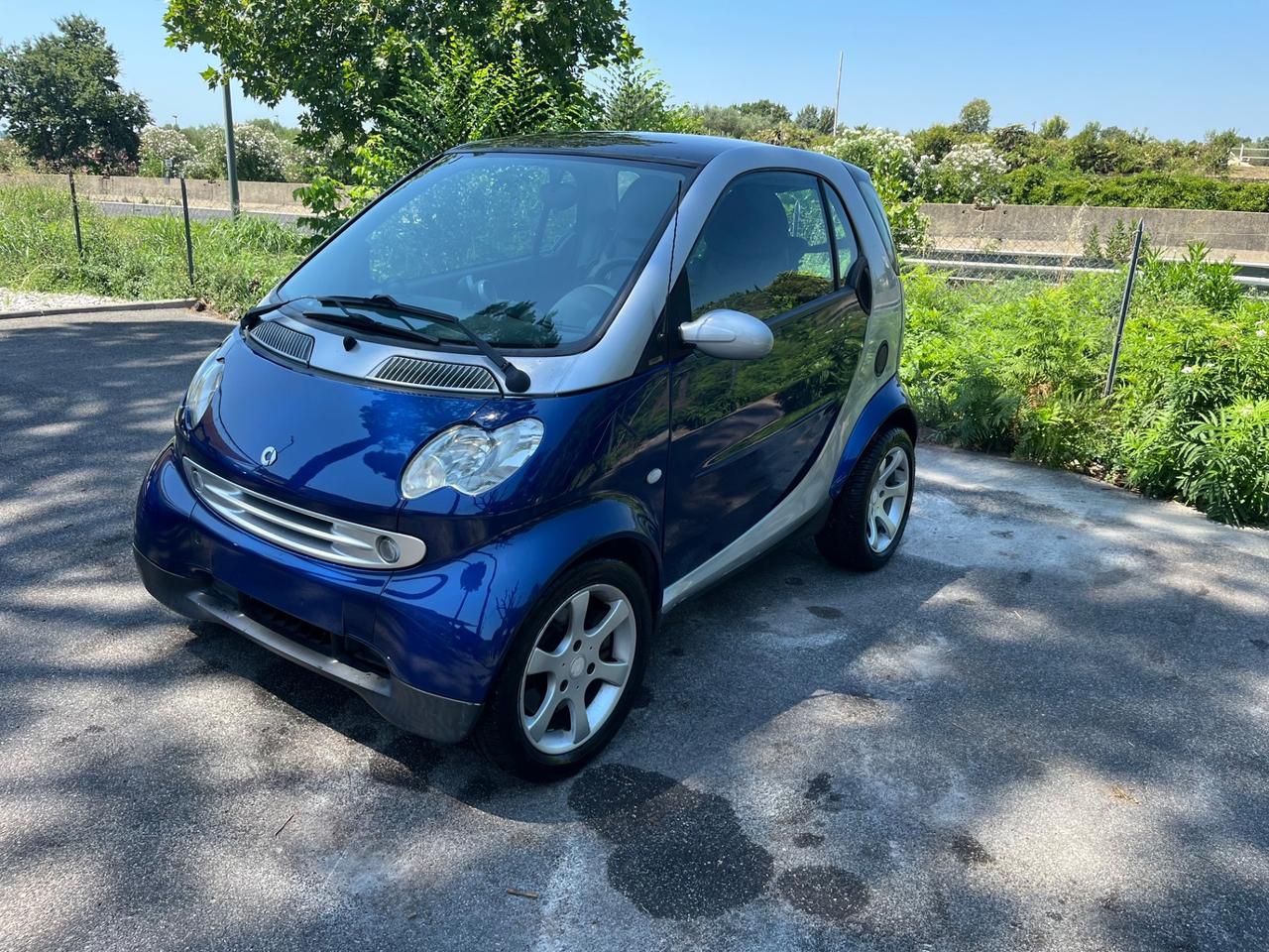 Smart ForTwo 700 coupé passion (45 kW)