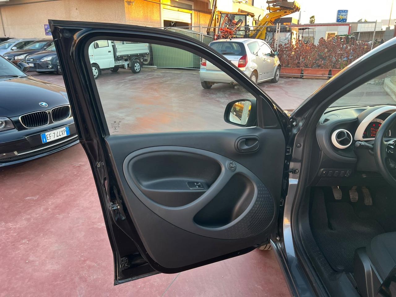 Smart ForFour 70 1.0 Youngster