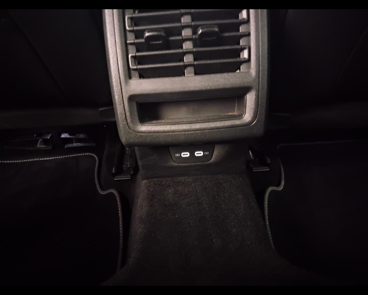 VOLKSWAGEN Golf VIII 2020 - Golf 1.5 tsi evo R-Line 130cv