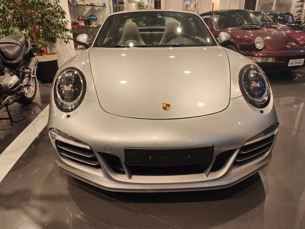Porsche 911/991 3.8 Carrera 4 Targa GTS 430cv