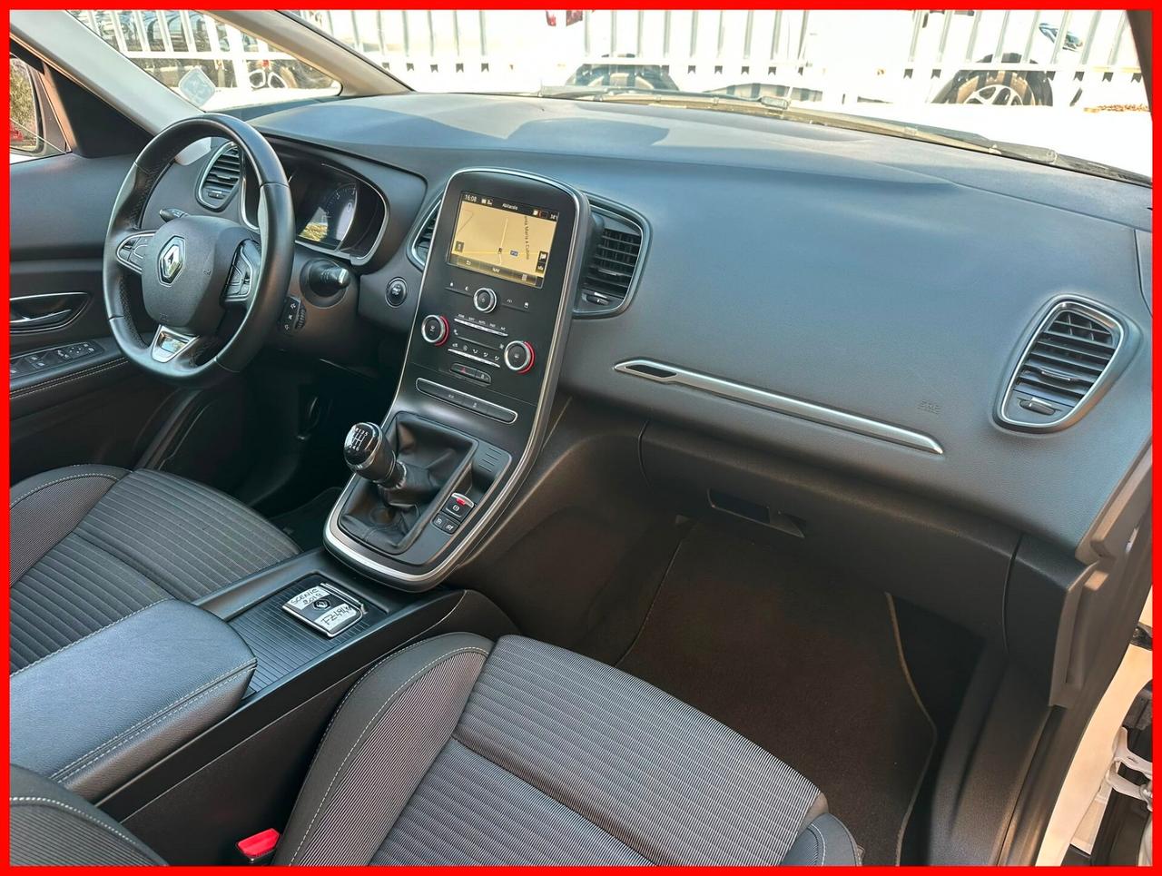Renault Scenic Scénic Blue dCi 120 CV Initiale Paris