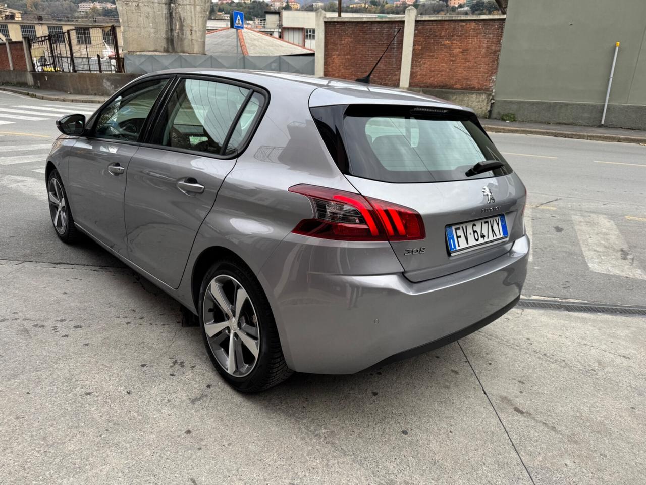 PEUGEOUT 308 1.6 HDI AUTOMATICO 120CV