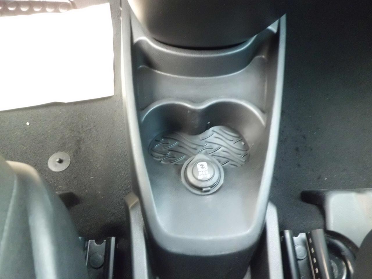 Lancia Ypsilon 1.3 MJT 16V 95 CV 5 porte S&S Platinum DISPONIBILITA' 2 PEZZI COLORE NERO