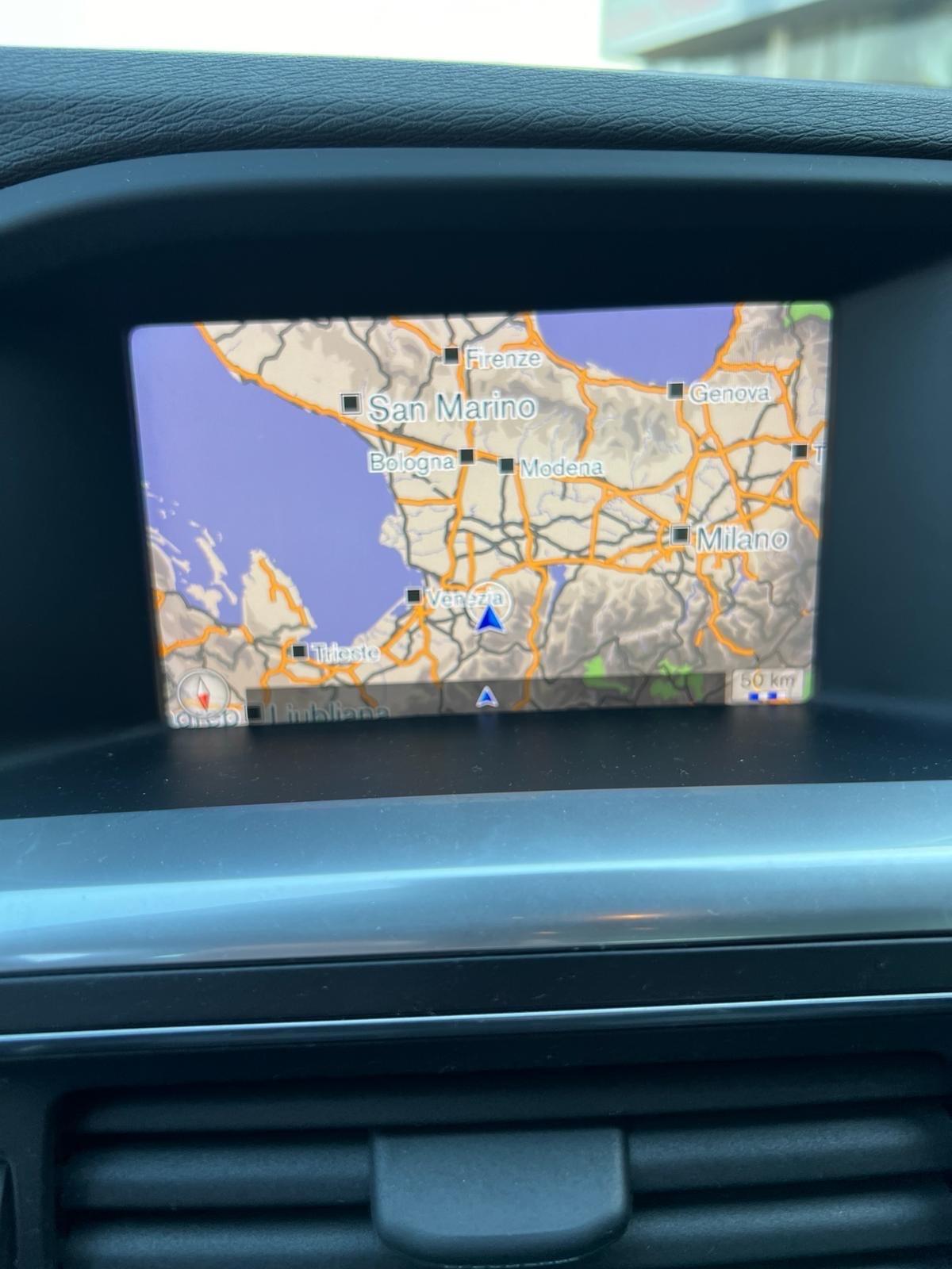 VOLVO V 60 SW 2.0 DIESEL ANNO 2018