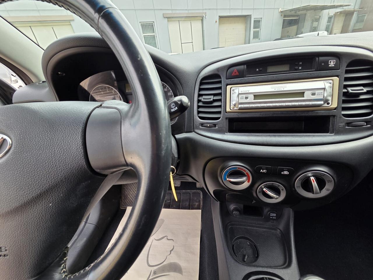 Hyundai Accent 1.4 DYNAMIC METANO -soli km 65.000-