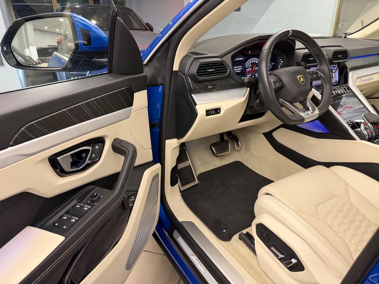 Lamborghini Urus 4.0 full full tetto apribile iva esposta