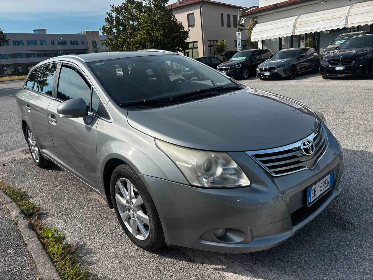 Toyota Avensis 2.2 D-4D Wagon Sol