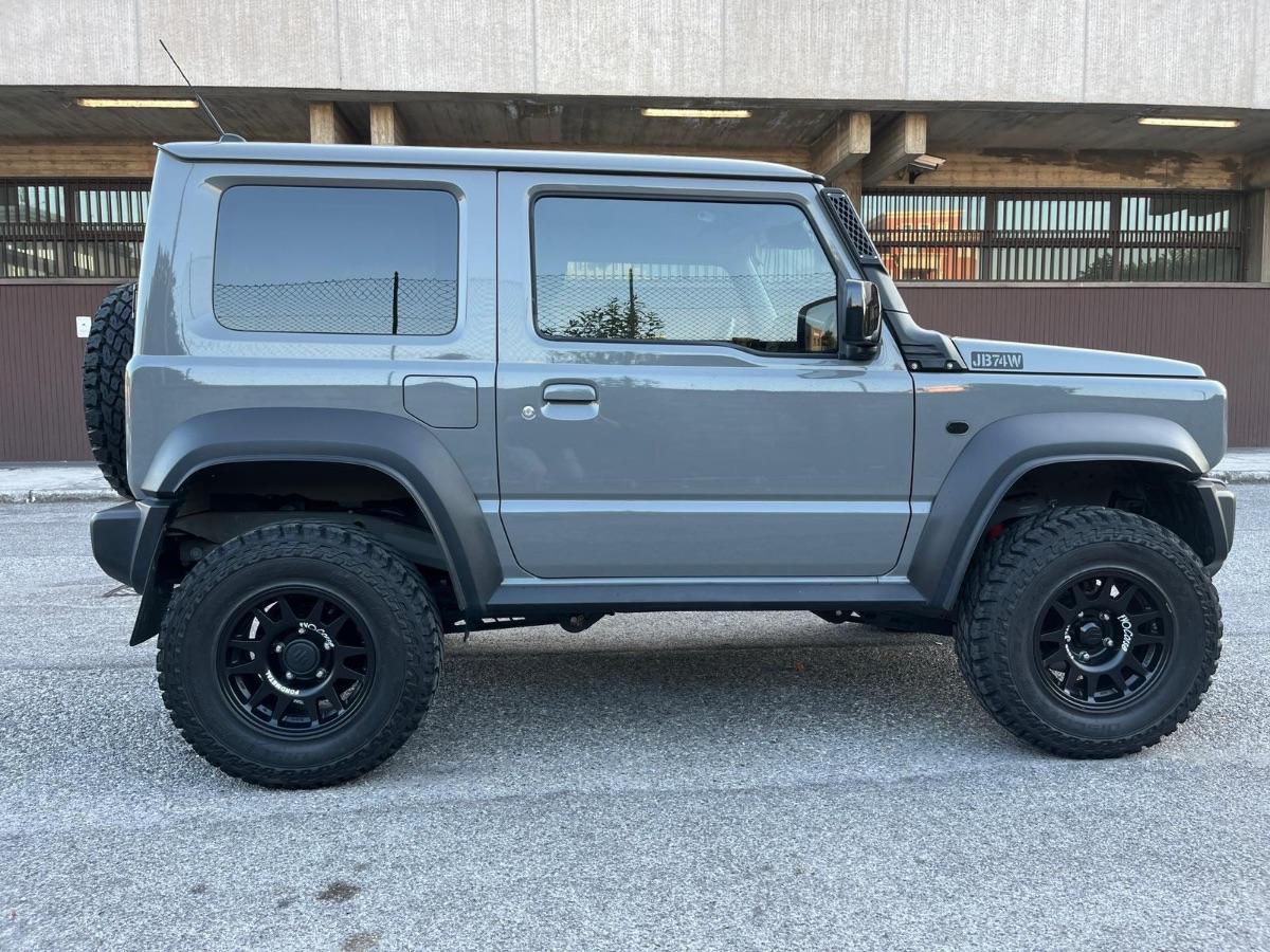 SUZUKI - Jimny - 1.5 4AT Top