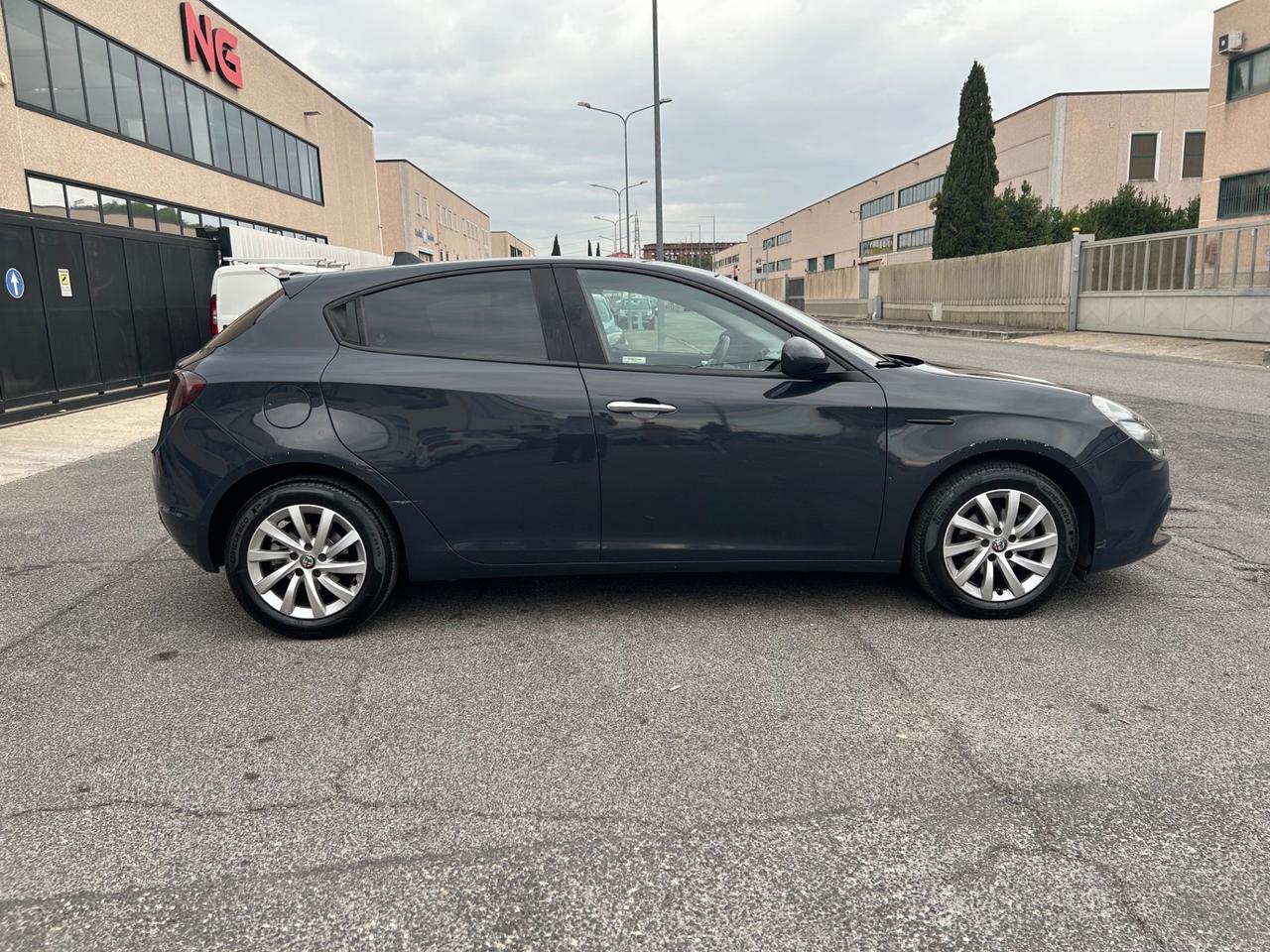 Alfa Romeo Giulietta 1.6 JTDm TCT 120 CV Business
