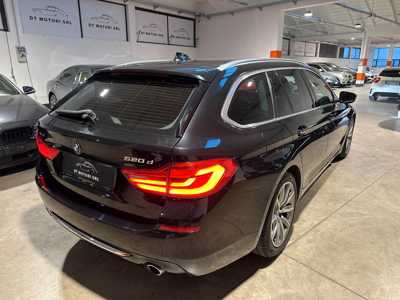 Bmw 520 d xDrive Touring Luxury - LUCI AMBIENTE RETROCAMERA