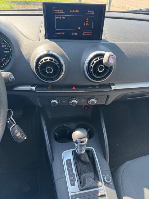Audi A3 SPB 1.6 TDI S tronic Attraction-OK NEOPATENTATI