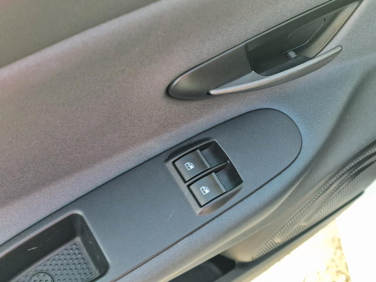 Lancia Ypsilon 1.2 benzina/gpl 70cv