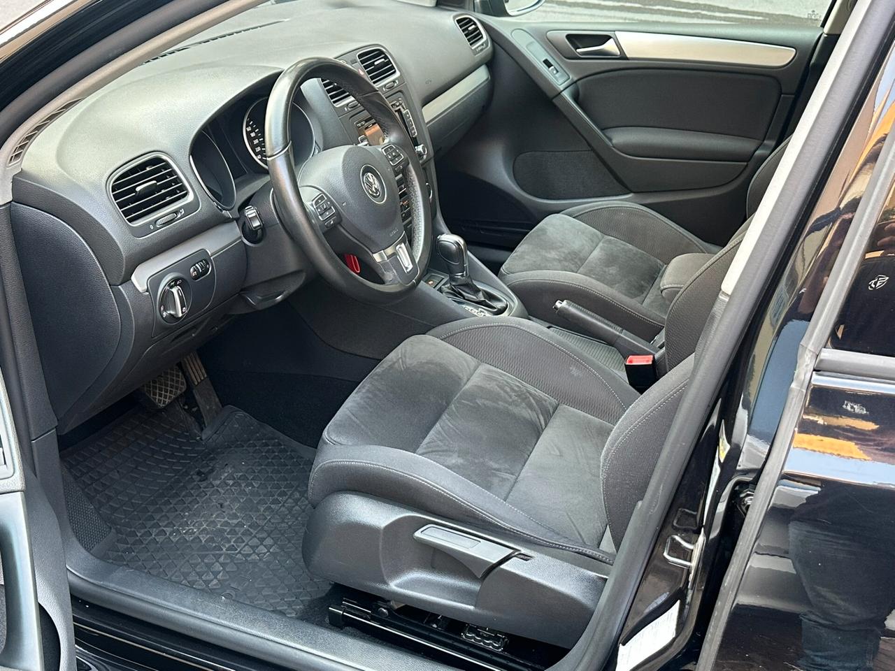 Volkswagen Golf 1.6 TDI DSG Highline