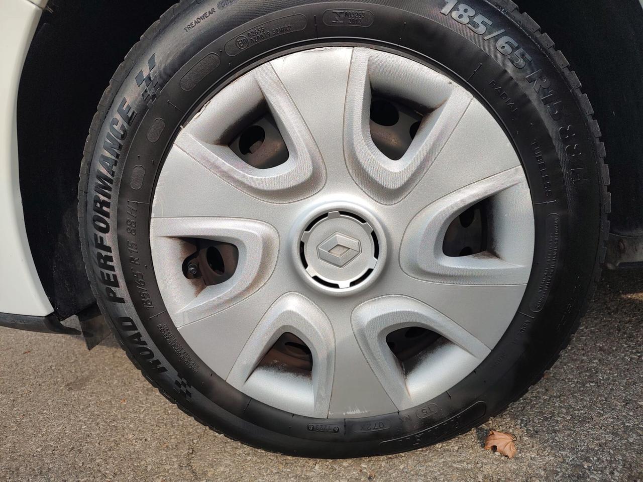 Renault Clio 1.2 75CV GPL 5 porte Wave, EURO 5B, CON SCADENZA 2035. OK NEOPATENTATI, GARANZIA L.12 MESI