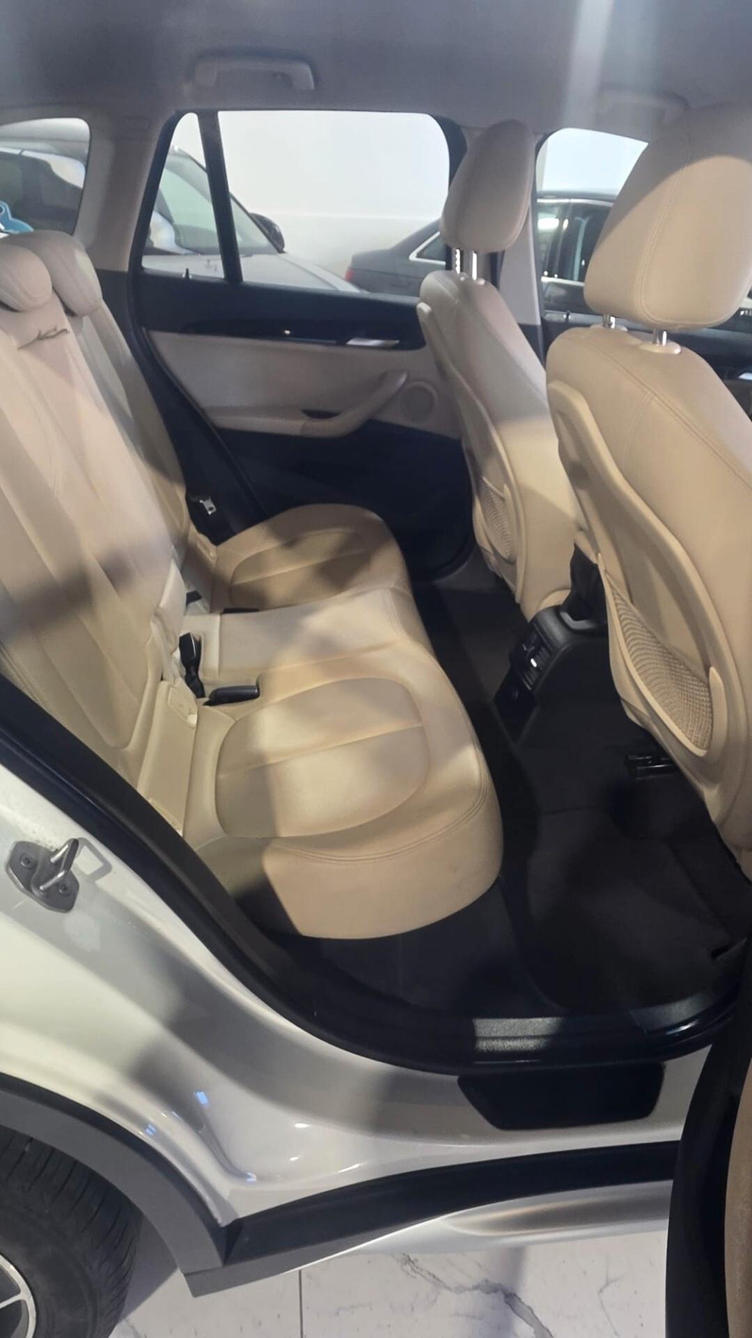 Bmw X1 sDrive18d xLine