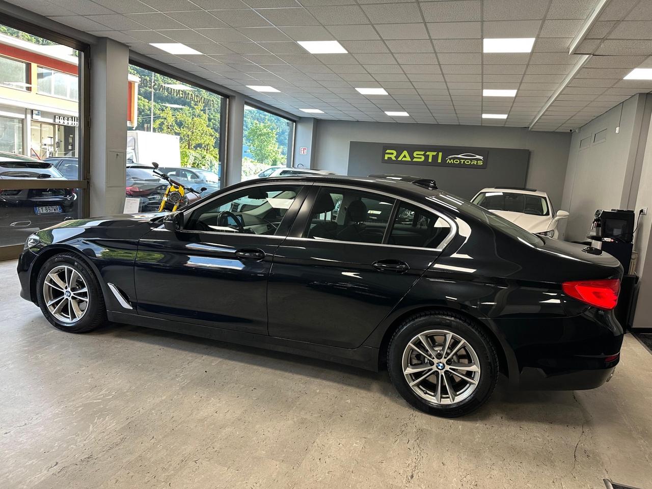 Bmw 520 d 2017 euro 6C tutti tagliandi casa madre