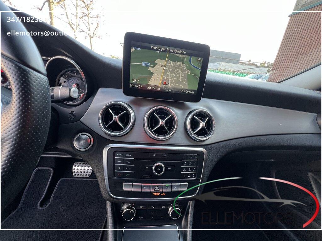 Mercedes CLA Shooting Brake 200 D Premium 4Matic 7G-DCT