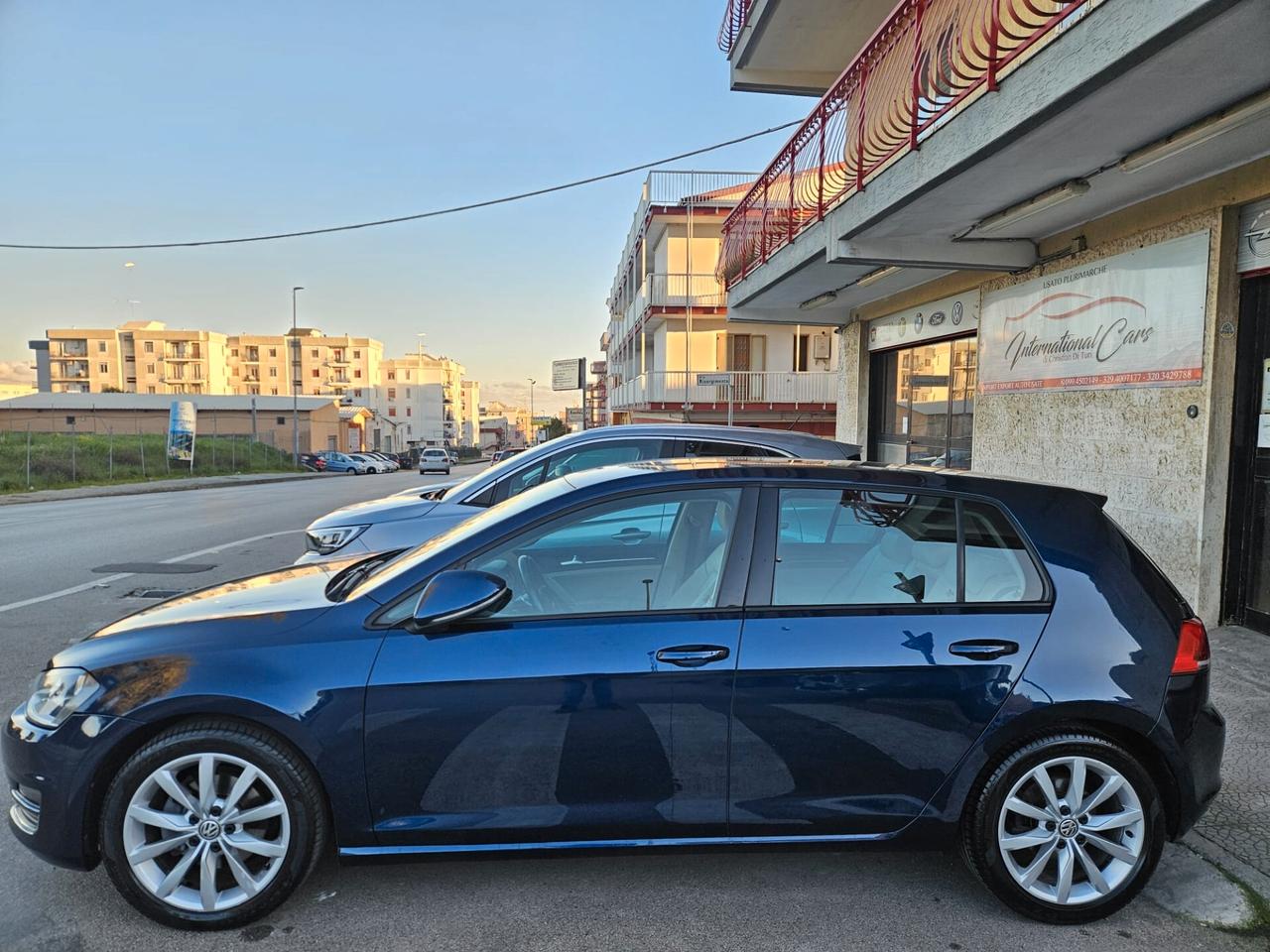 Volkswagen Golf 2.0Tdi 150cv autom. Highline pelle tot