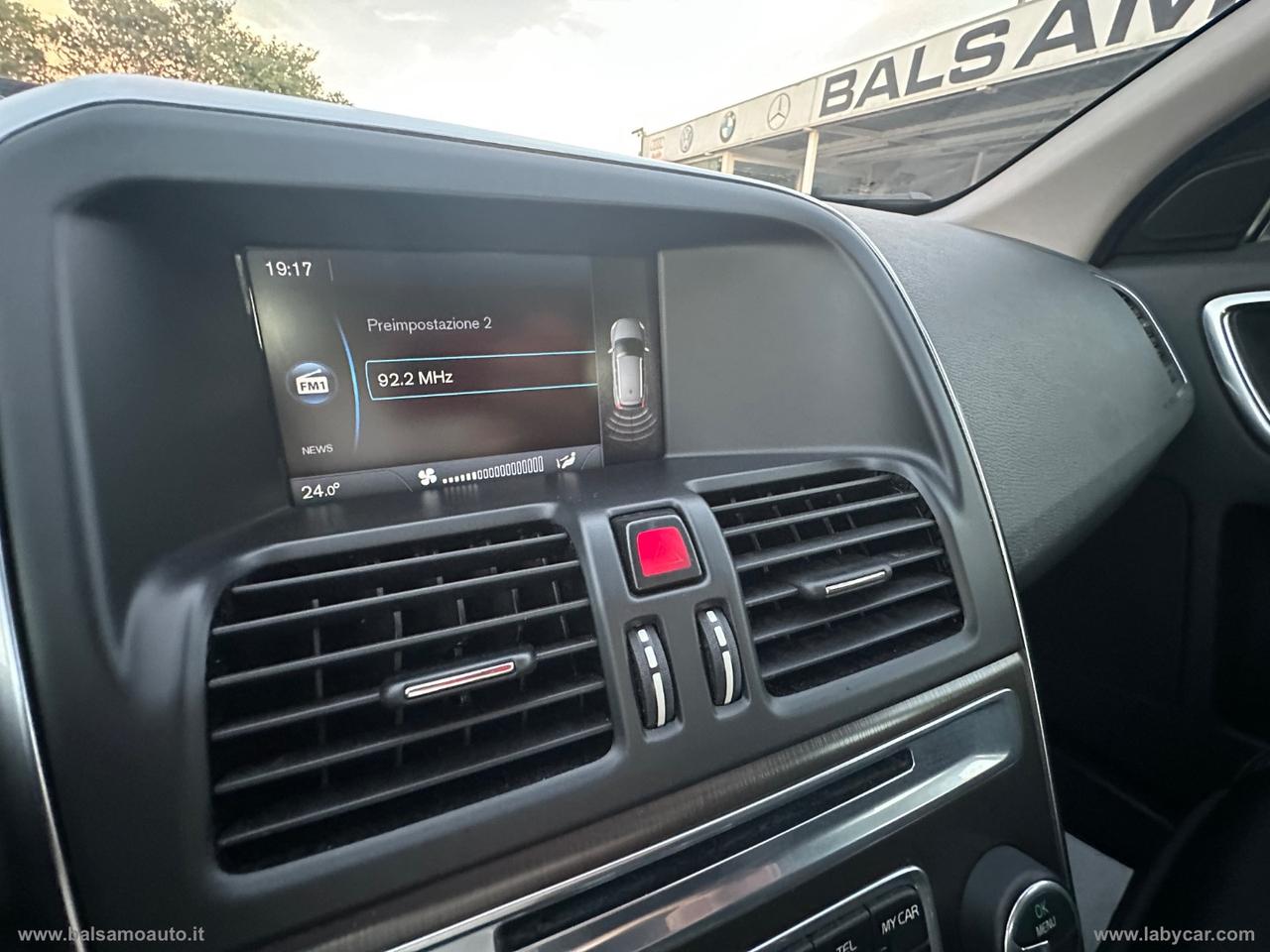 VOLVO XC60 AWD 2.4D Momentum