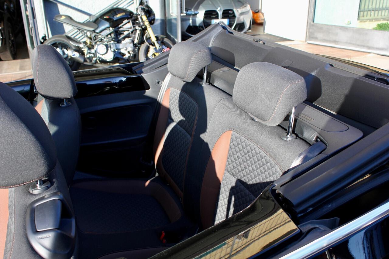 Volkswagen Maggiolino Cabrio 1.2 TSI DSG 105CV NAVY SENSORI