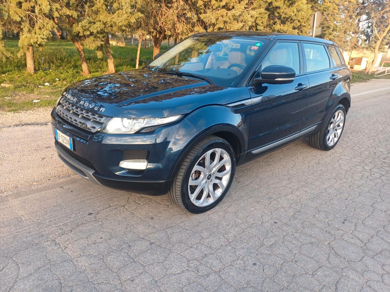 Land Rover Range Evoque 2.2 Sd4 5p. Dynamic Limited Edition