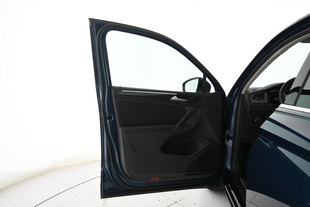 VOLKSWAGEN Tiguan 2.0 tdi Elegance 150cv dsg CAMERA+ACC+APP CONNECT
