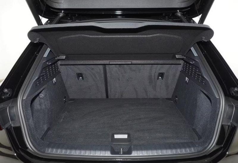 Audi A3 A3 SPB 30 TFSI S tronic S line edition Black Pack Plus 18" LED