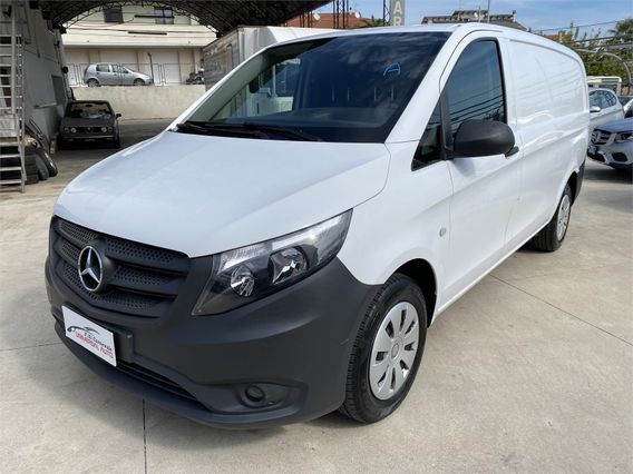 Mercedes-benz , Bianco