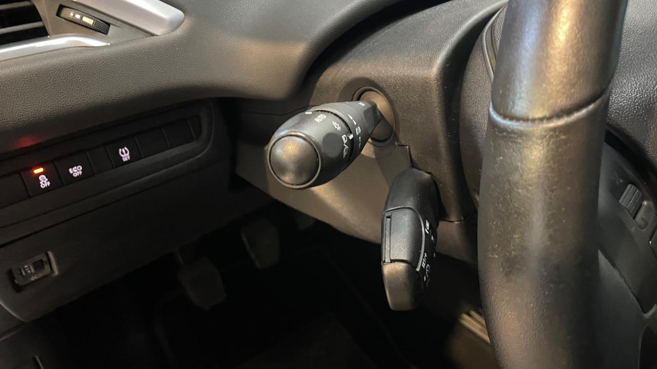 Peugeot 208 BlueHDi 120 S&S 5 porte Allure