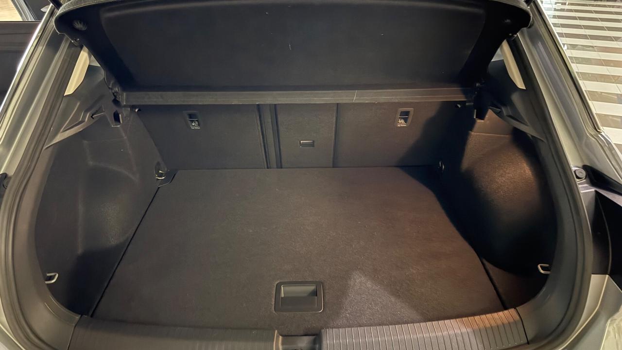 Volkswagen T-Roc 2.0 TDI 116cv Life 03/2024 Gancio Traino