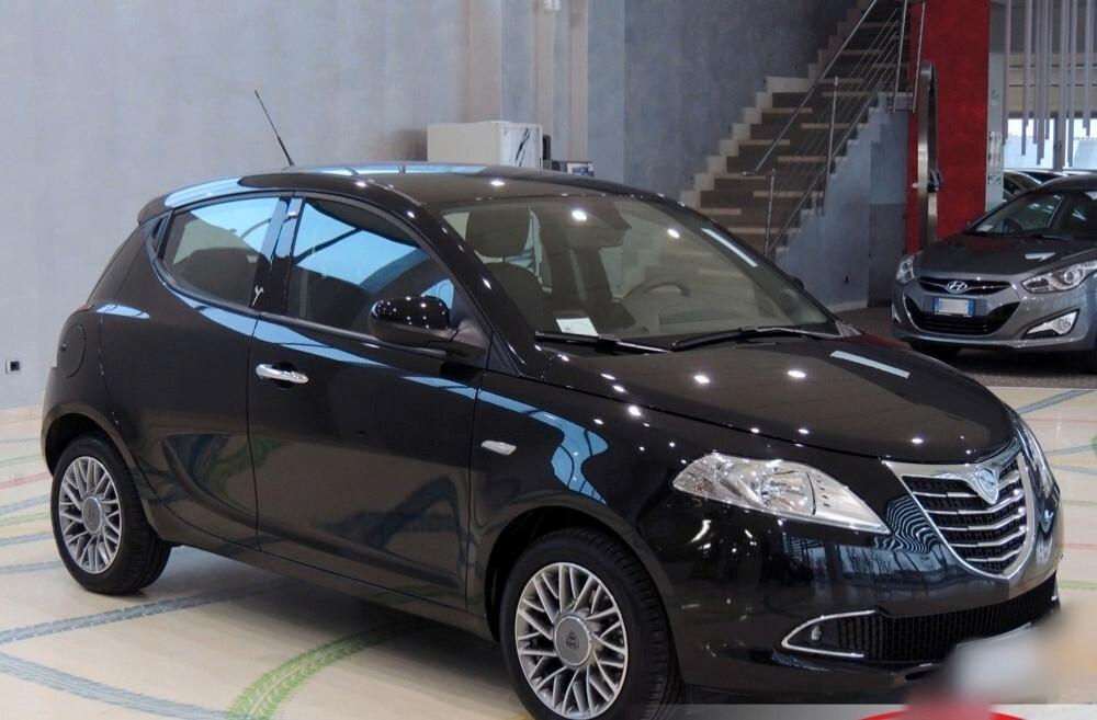 Lancia Ypsilon 1.3 MJT 16V 95 CV 5 porte S&S Platinum