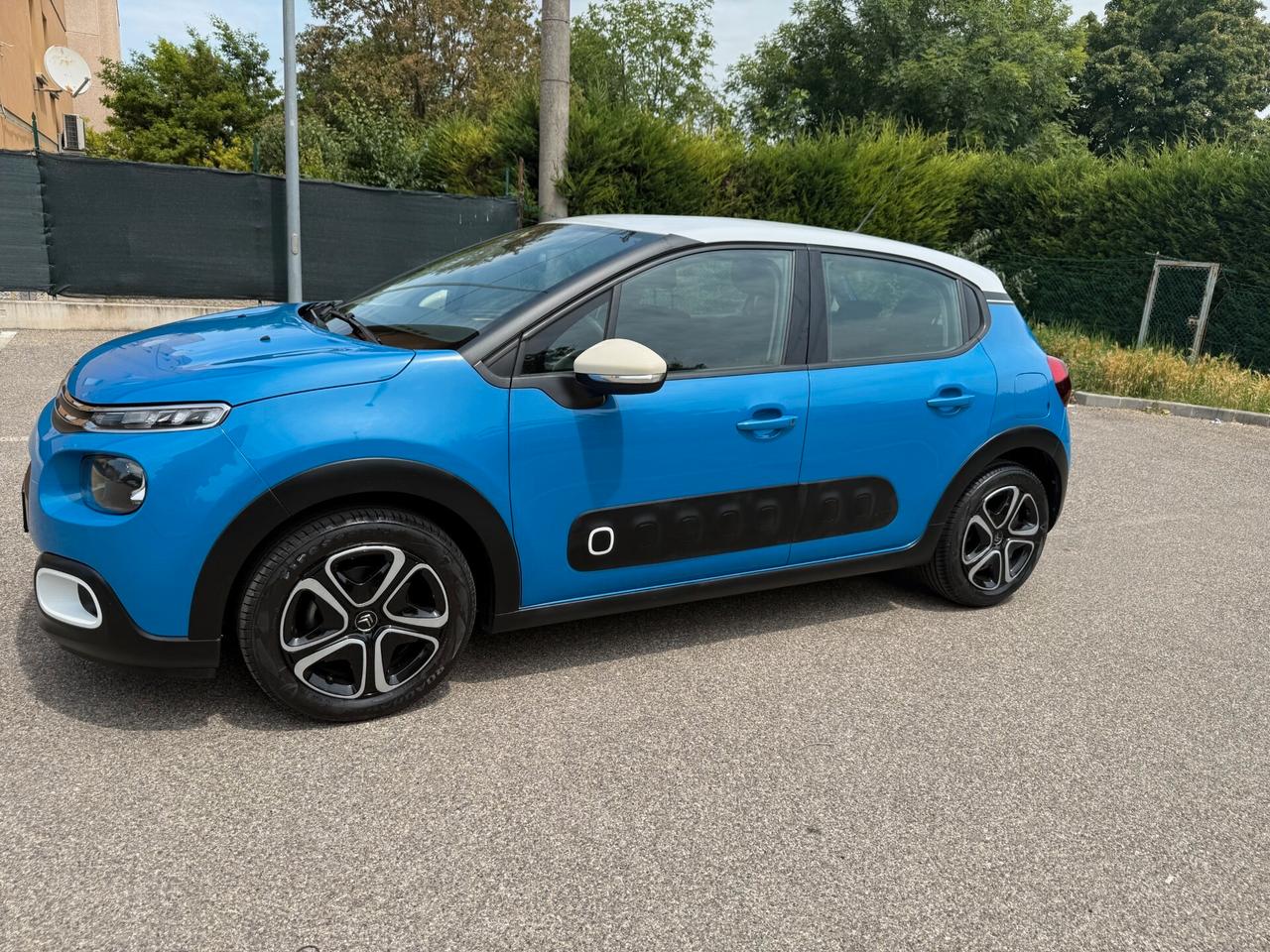 Citroen C3 1.2 - NEOPATENTATI - 12 MESI DI GARANZIA -