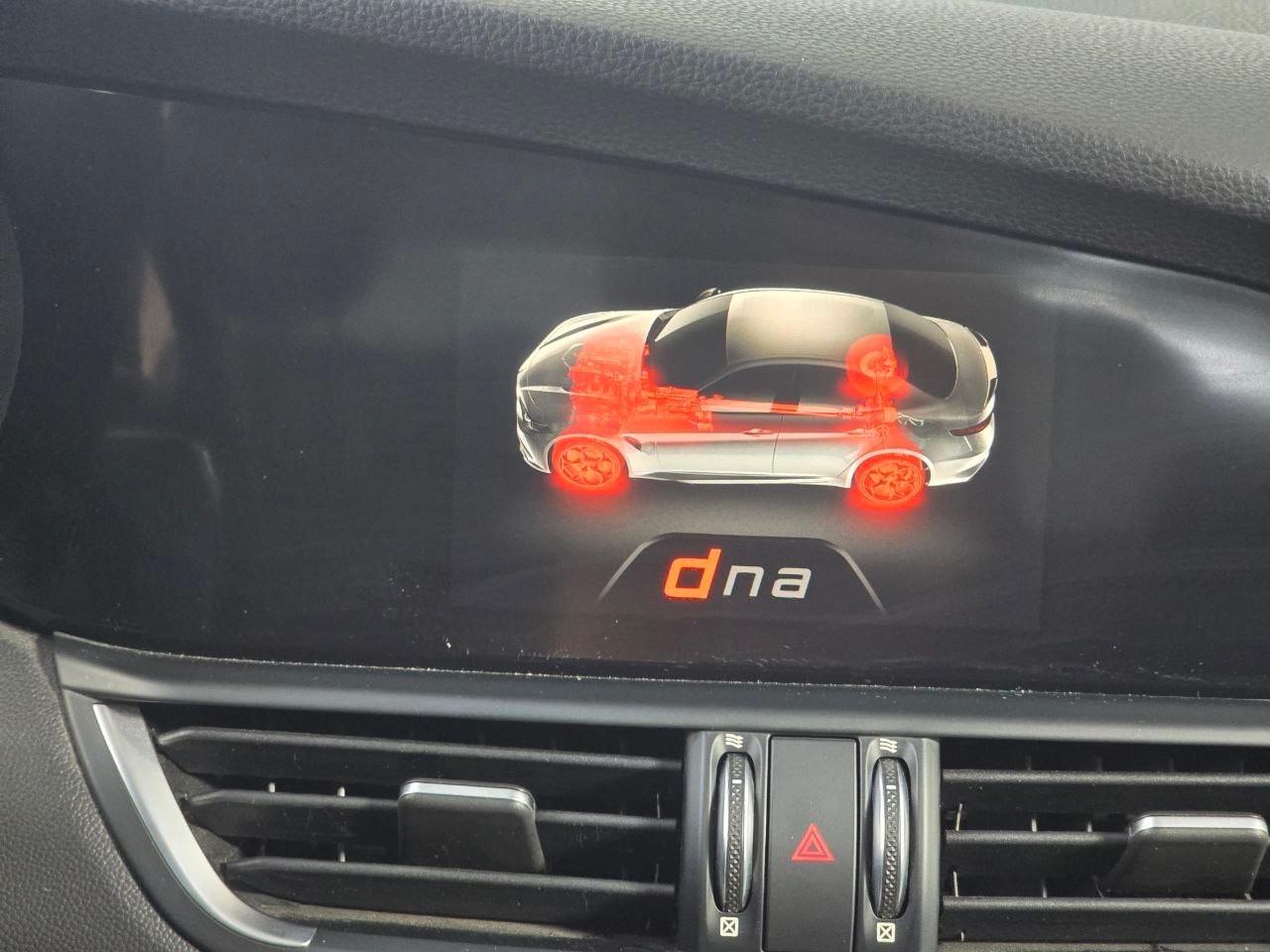 Alfa Romeo Giulia 2.2 TD 150cv AT8