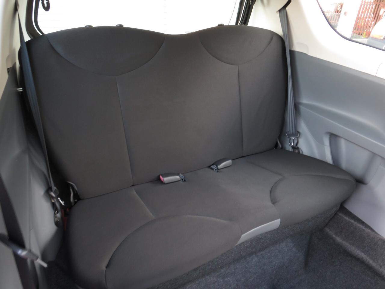 Toyota Aygo 1.0 Now km 63.000. 1proprietario. TAGLIANDATA