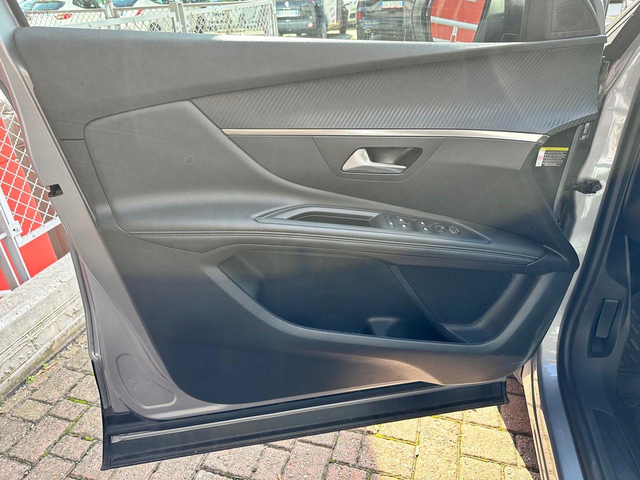 Peugeot 3008 Allure Pack 1.5 Blue HDI 130 #6917