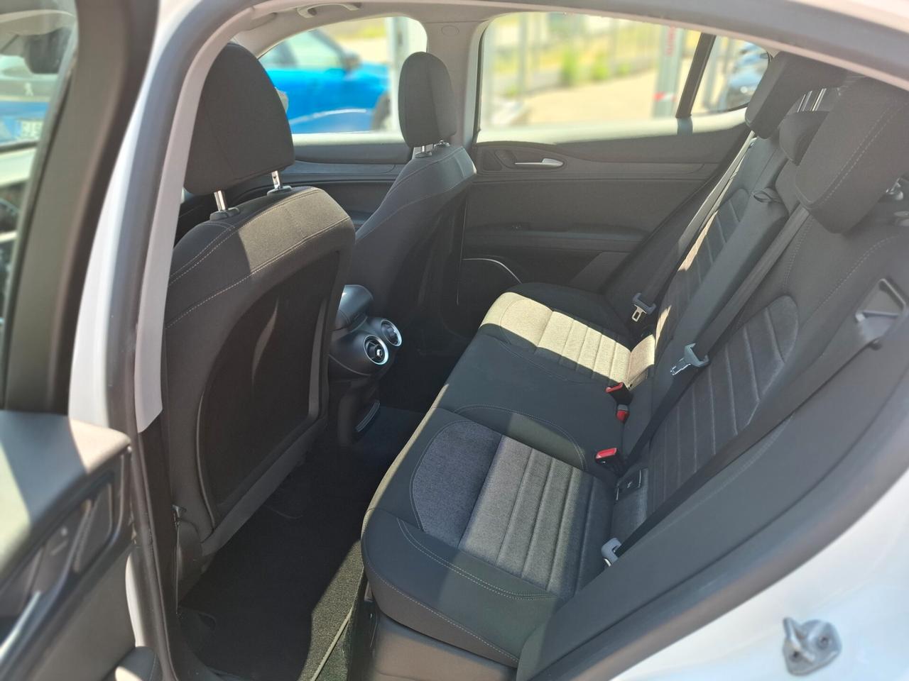 Alfa Romeo Stelvio 2.2 jtdm 190CV Q4 tetto apribile