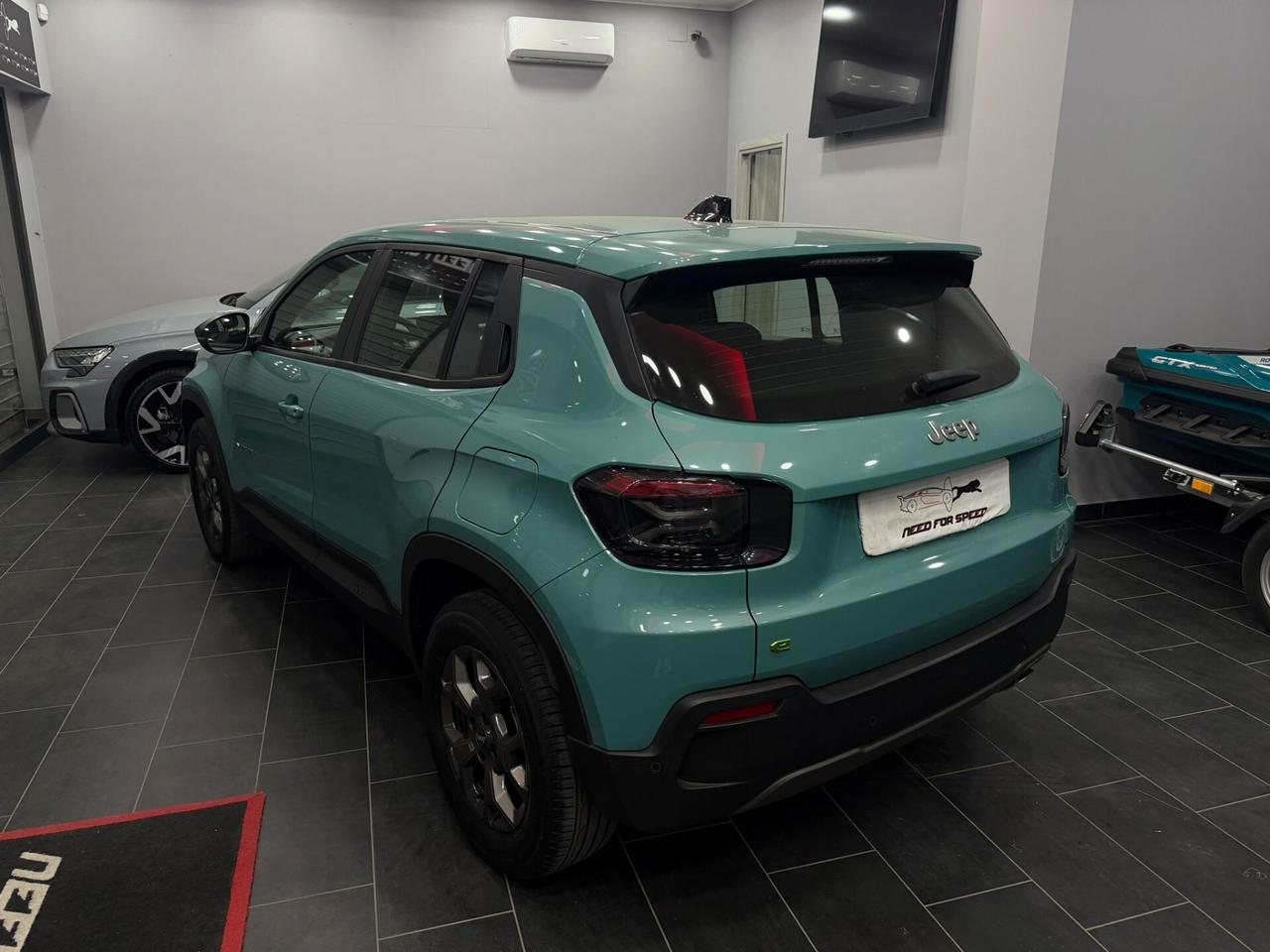 Jeep Avenger 1.2 Turbo 100 CV MHEV Summit