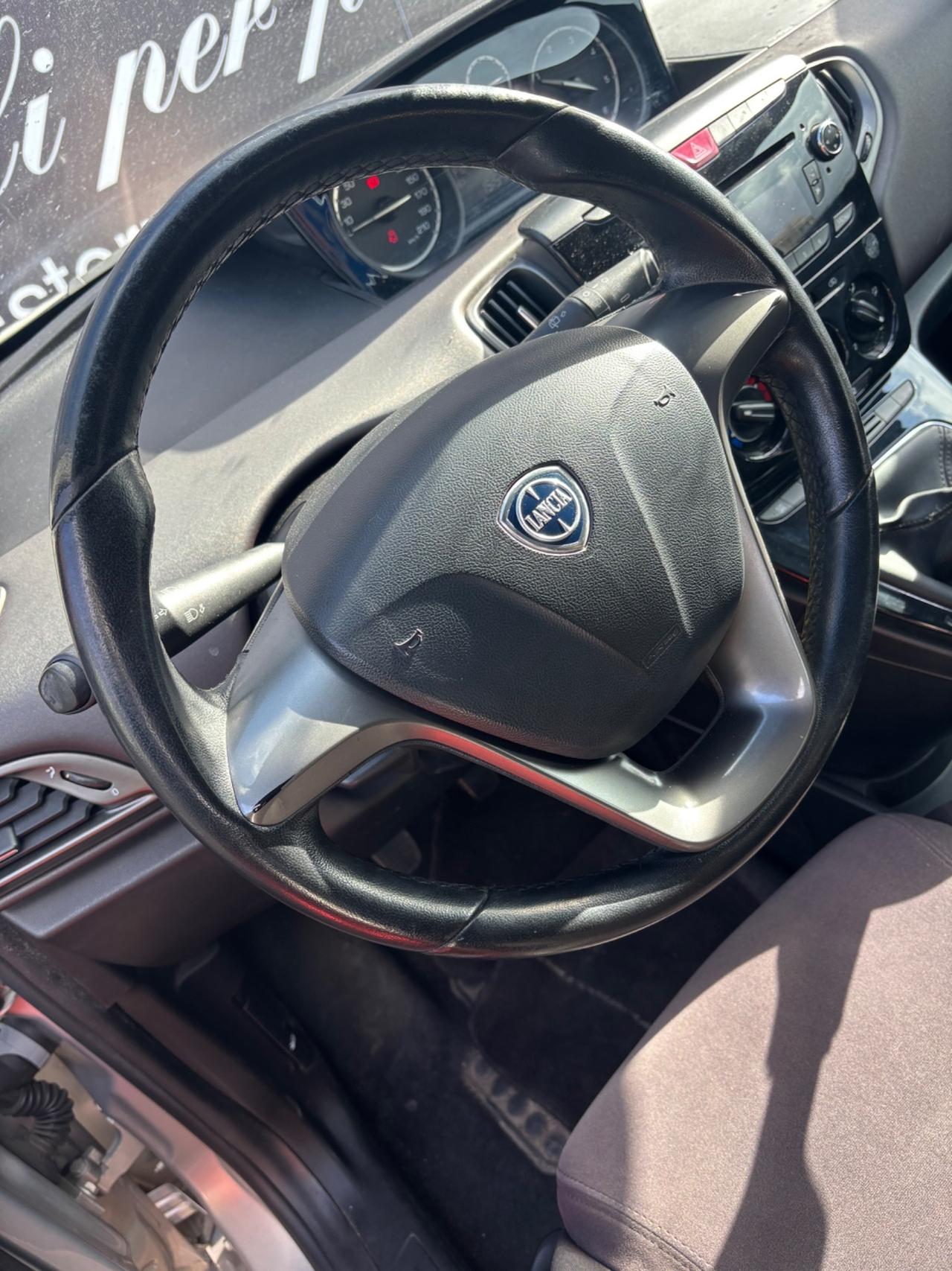 Lancia Ypsilon 1.3 MJT 16V 95 CV 5 porte S&S Elefantino
