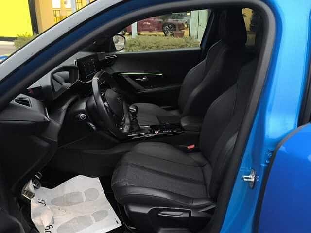 Peugeot 2008 PureTech 130 S&S GT