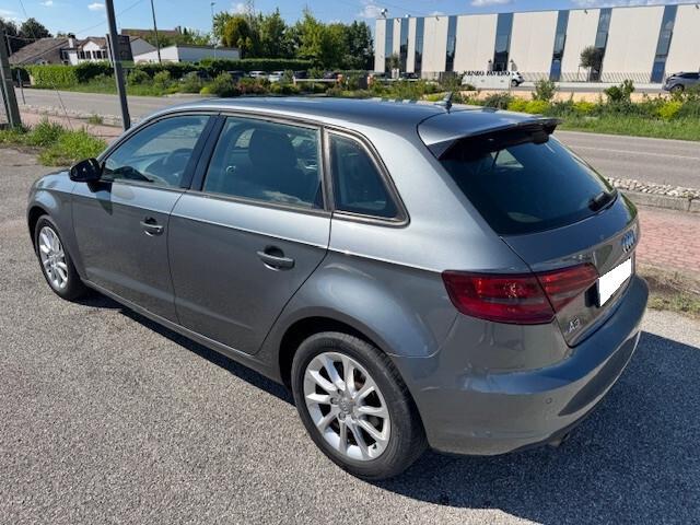 Audi A3 SPB 1.6 TDI S tronic Attraction-OK NEOPATENTATI