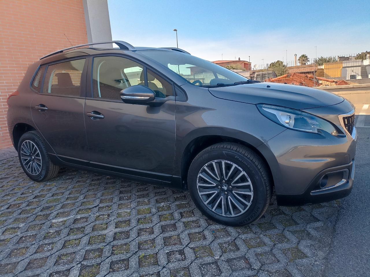 PEUGEOT 2008 1.5 DIESEL 102 cv 11/2018 1 PROP. KM 83.000