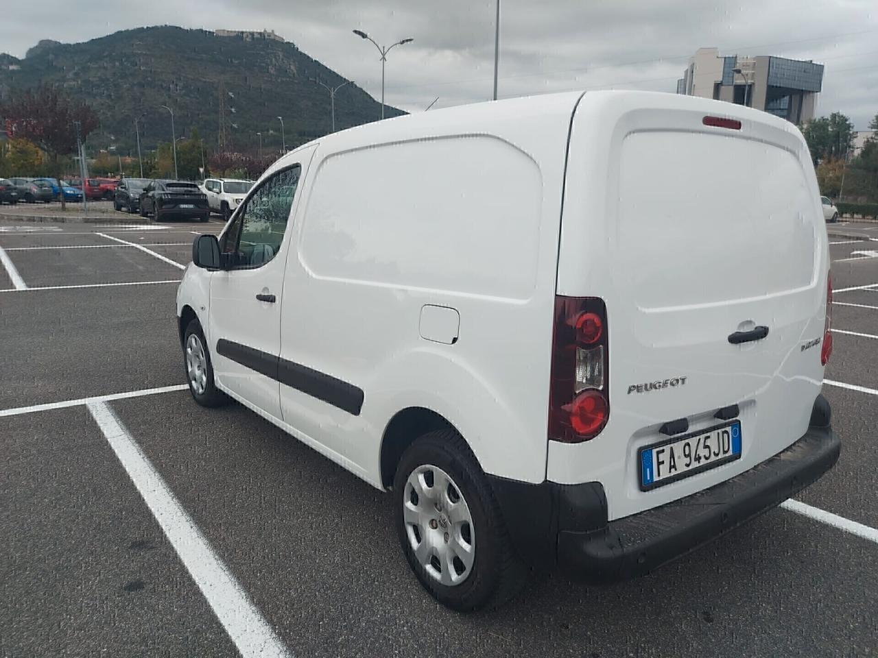 Peugeot Partner 1.6HDI 90cv autocarro