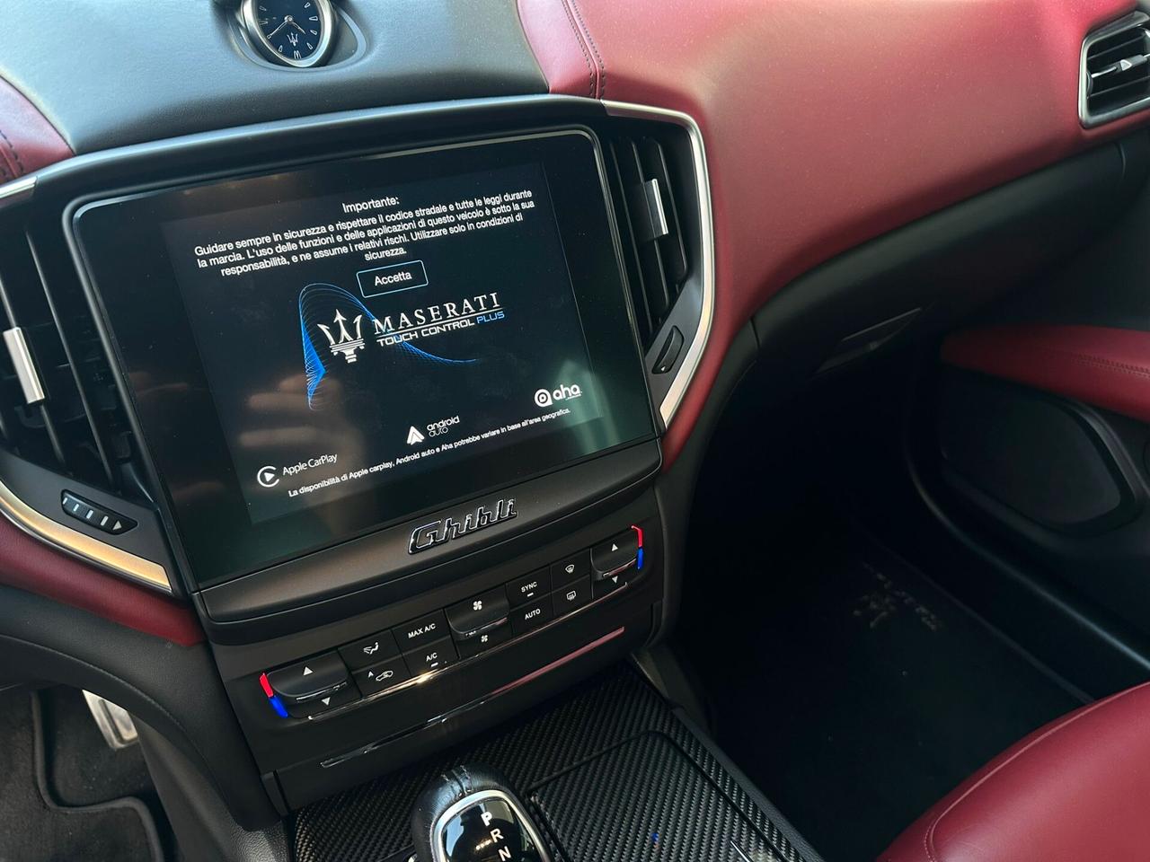 Maserati Ghibli V6 430 CV Q4 Gransport