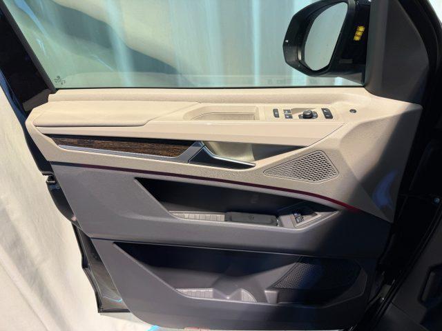 VOLKSWAGEN Multivan 1.5 PHEV DSG 4Motion Style 7P 19"Matrix Pano