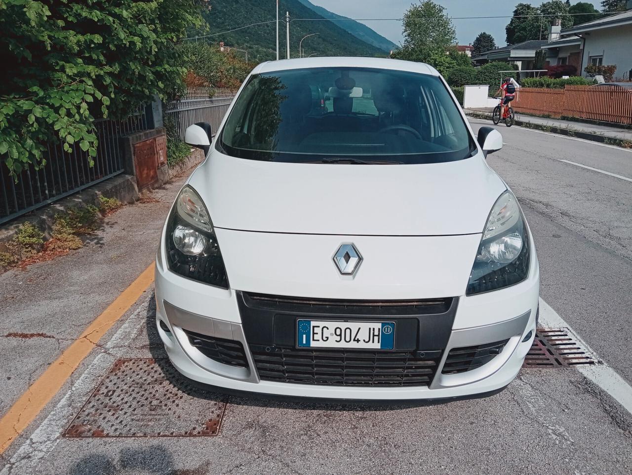 Renault Scenic Scénic X-Mod 1.5 dCi 110CV Dynamique