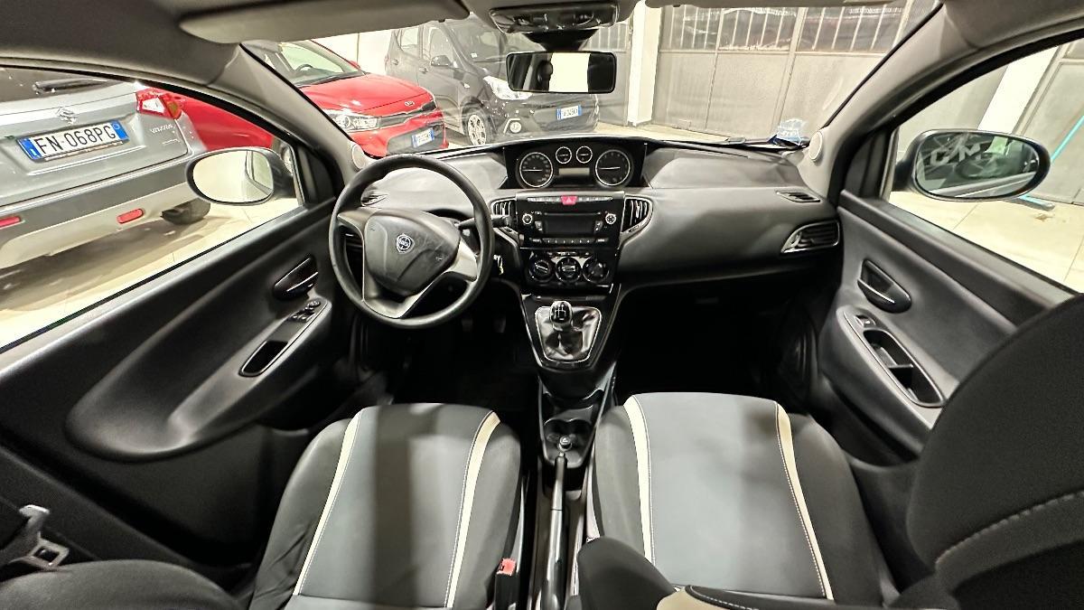 LANCIA - Ypsilon - 0.9 T.Air 80 CV 5p. Met.Ec. Pla.