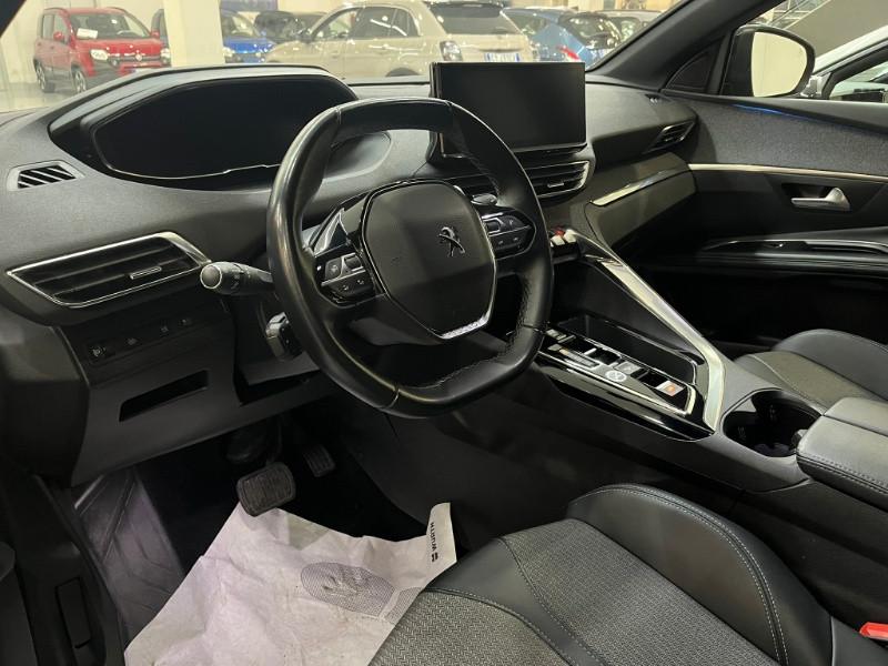 PEUGEOT 3008 Hybrid4 300 e-EAT8 Allure Pack