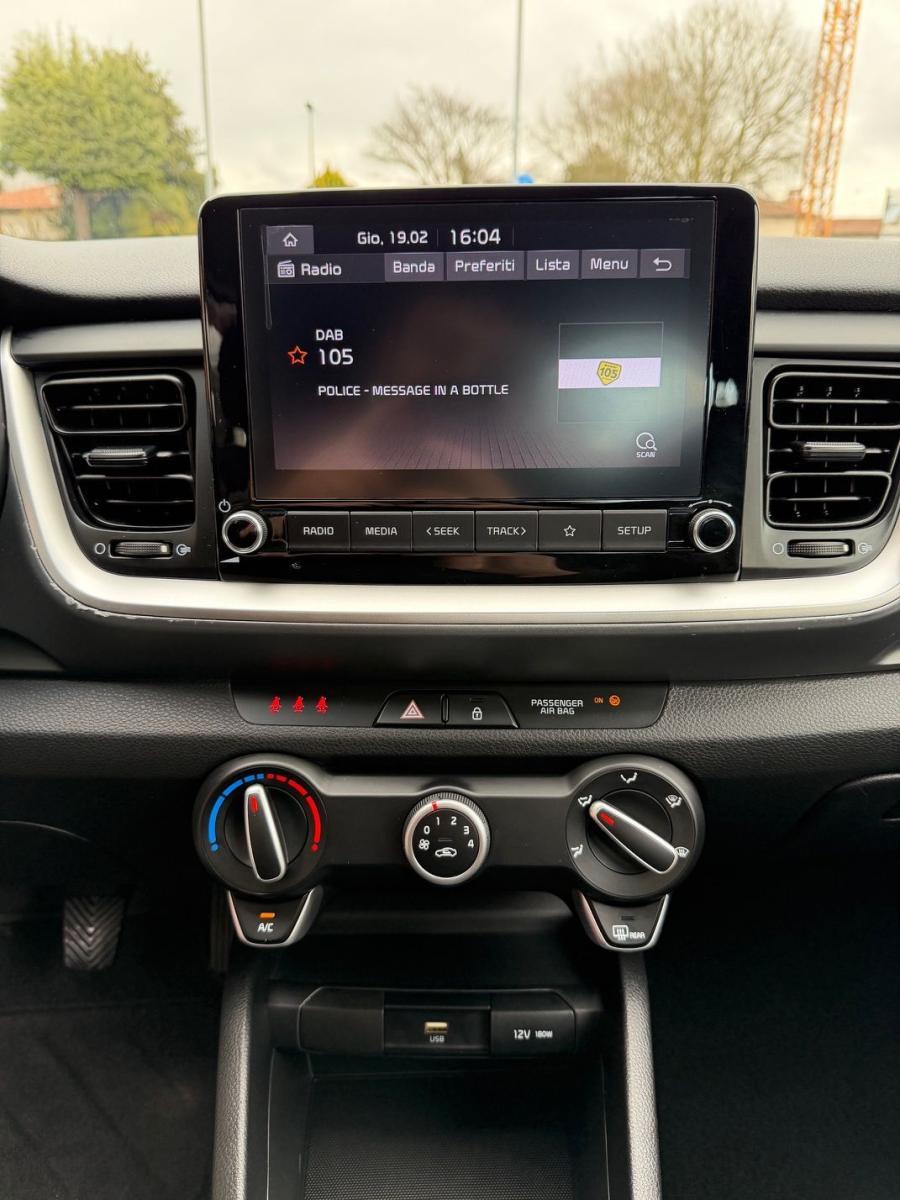 KIA - Stonic - 1.0 T-GDi 100 CV MHEV iMT Style *PROMO*