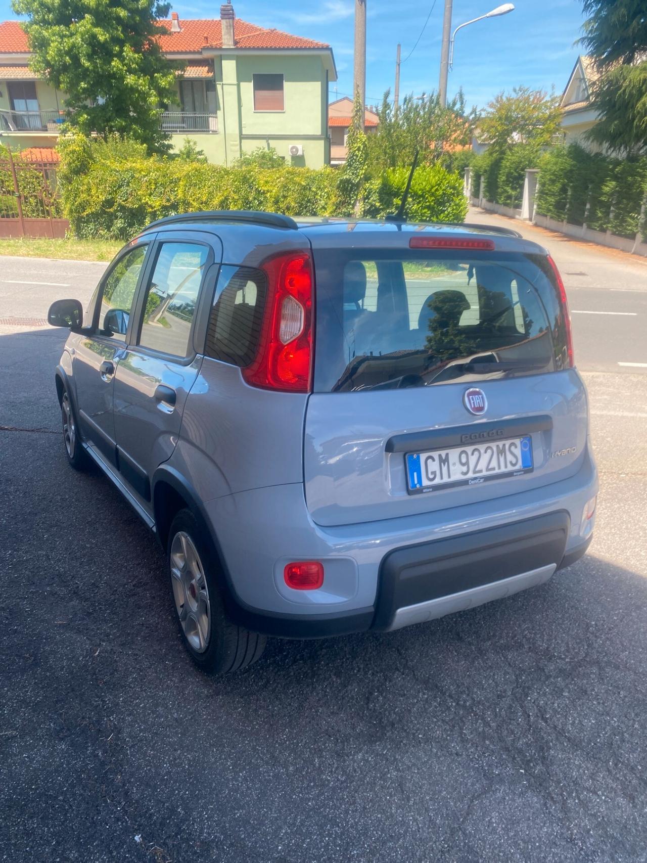 Fiat Panda 1.0 FireFly S&S Hybrid Red