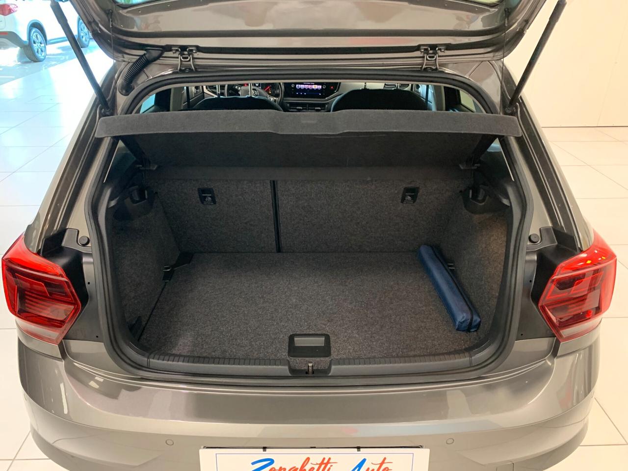 VOLKSWAGEN POLO 1.0 B/MET. - OK NEOPATENTATI